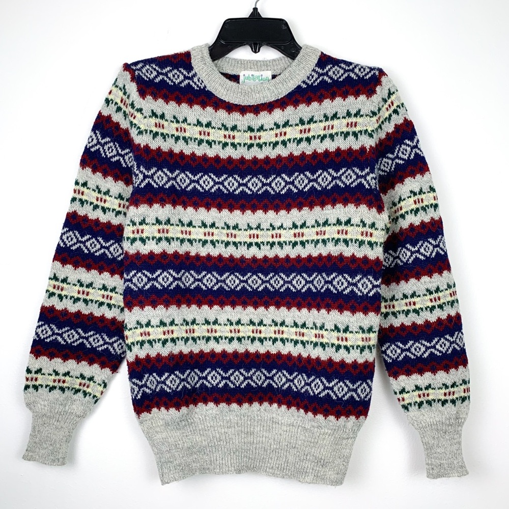 Vintage fair isle sweater by Jubilation crew neck pullover knit, fits like xs